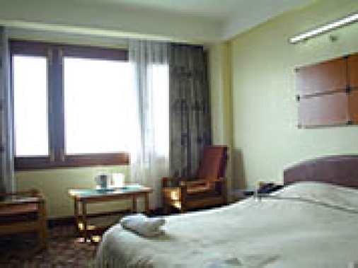 Book Non-AC Deluxe Double Room at Dekeling Hotel, Darjeeling